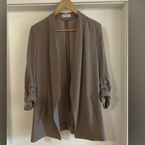 Babaton Power Blazer in Taupe. Size 8